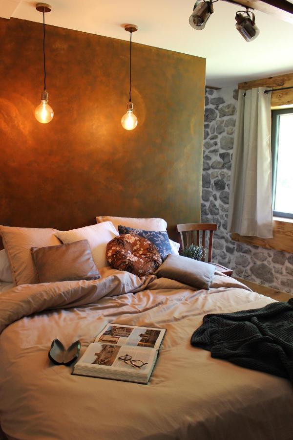 Bed and Breakfast Le Petit Bégou Saint-Auban-d'Oze Exterior foto